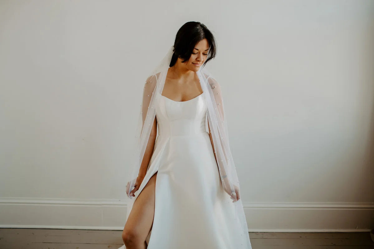 Soft Beaded Pearl Veil
