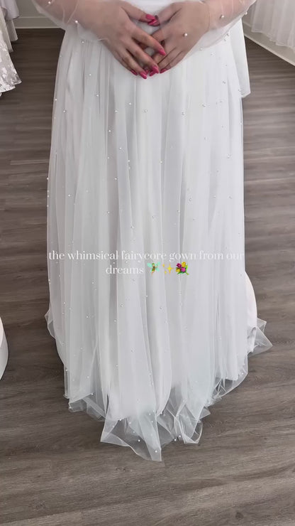 Lizzie trying on the Ophelia Gown by Kathryn Bass